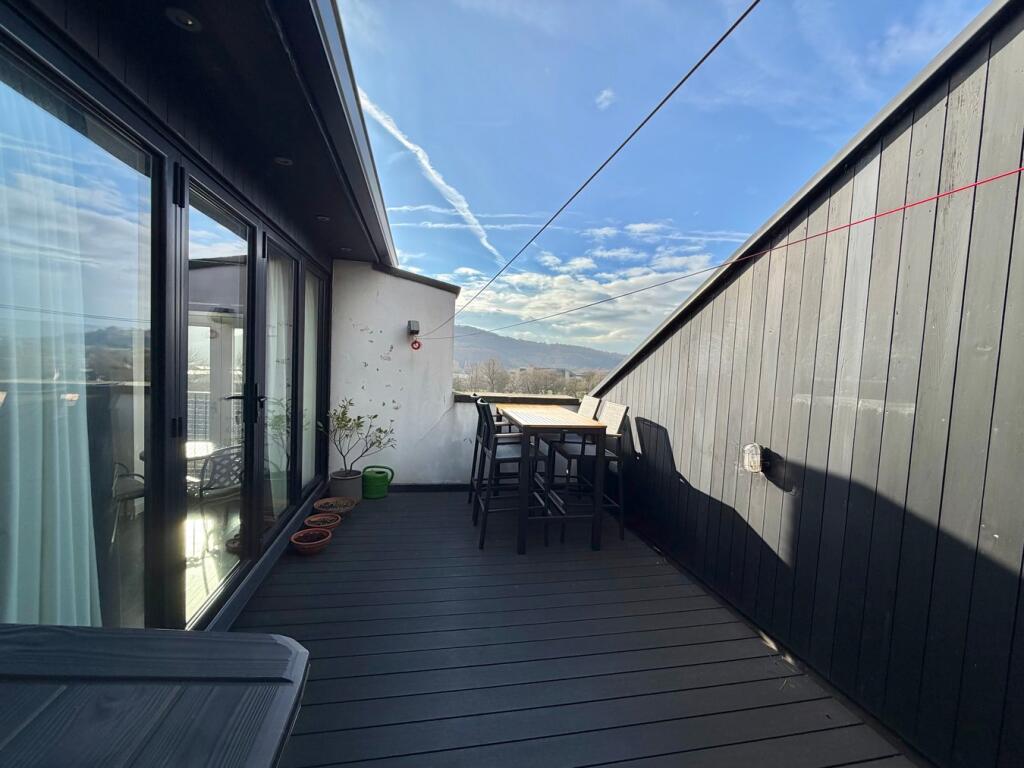 Additional image 23 of Airedale Mills, Bingley, BD16