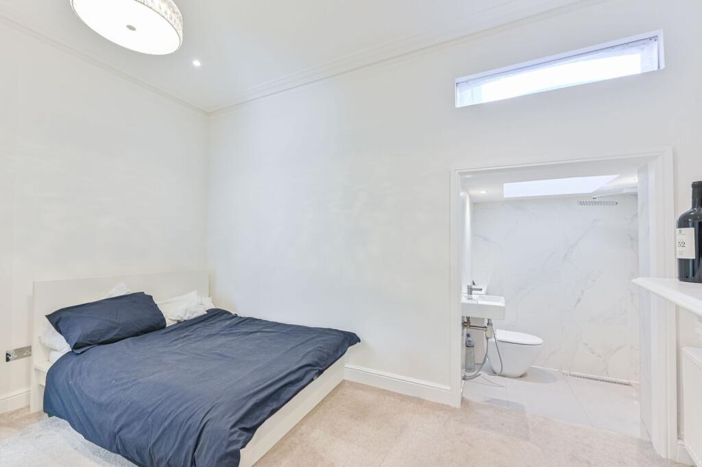 Apartment in London - View 4