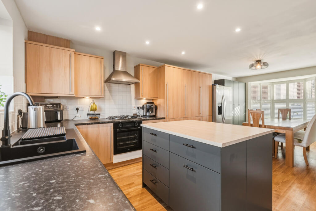 Wyndrell Close, Little Canfield, Dunmow, Essex, CM6 photo 4