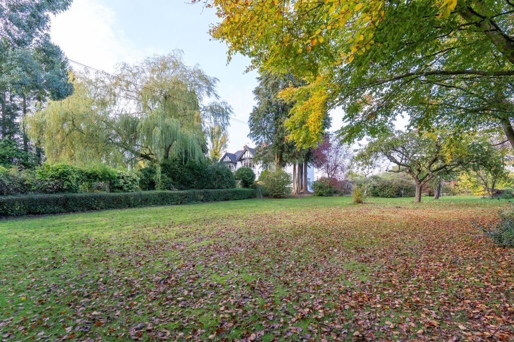 Additional image 31 of Birmingham Road, Marlbrook, B61