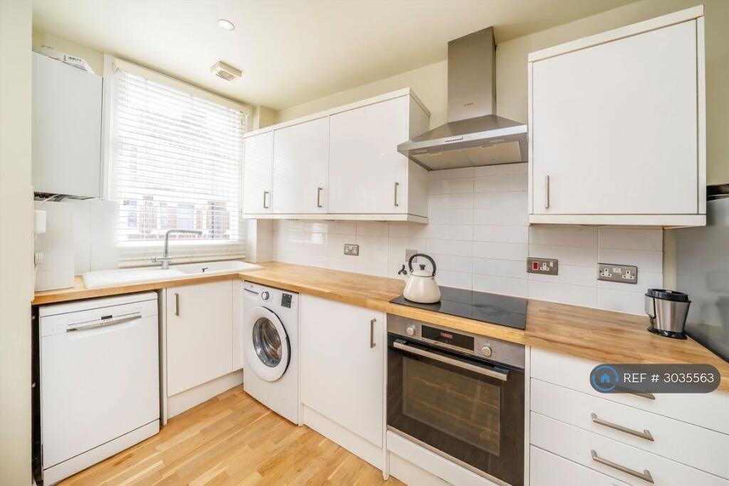 Apartment in London - View 4