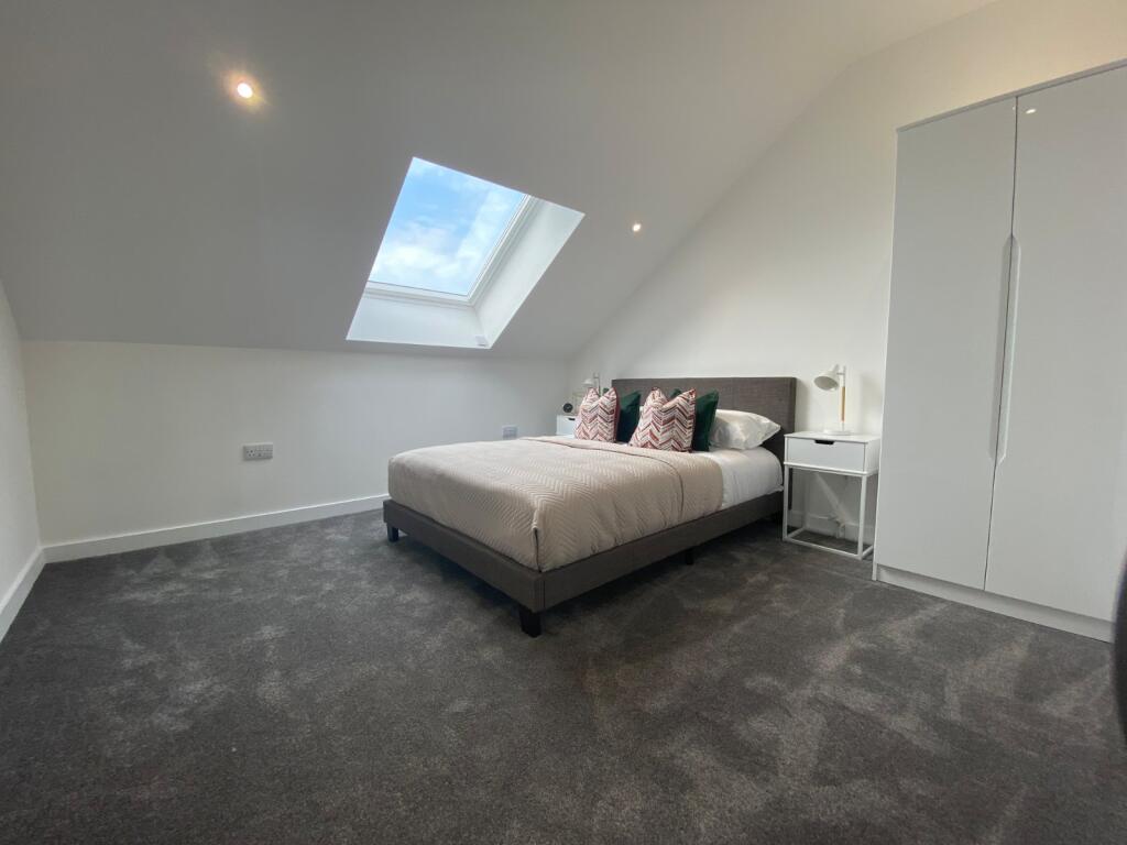 Apartment in Twickenham - View 5