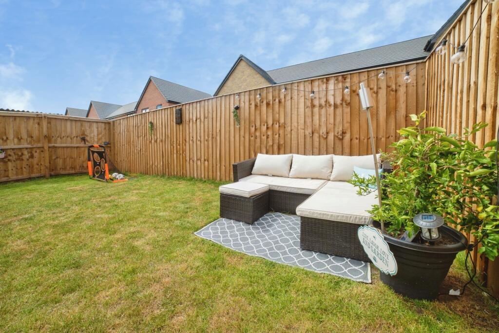 House in Bolsover, Shirebrook - View 3