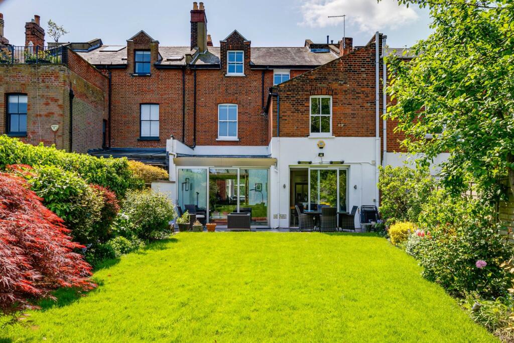 House in London - View 5