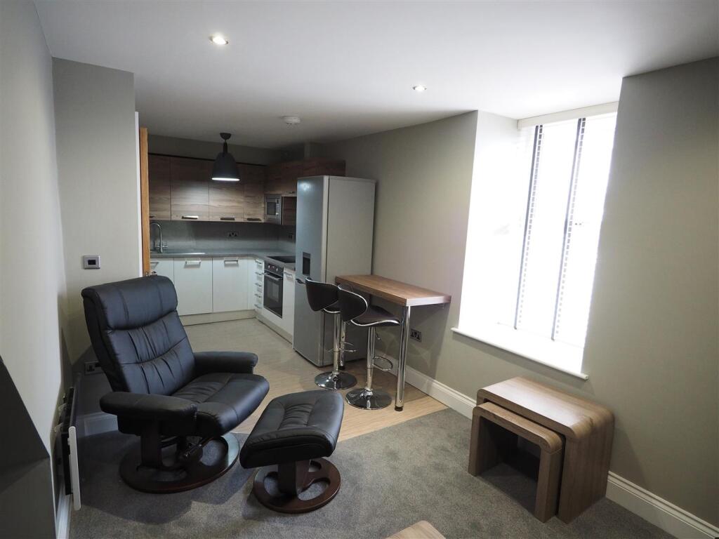 Main image of property: 13 Church Street
