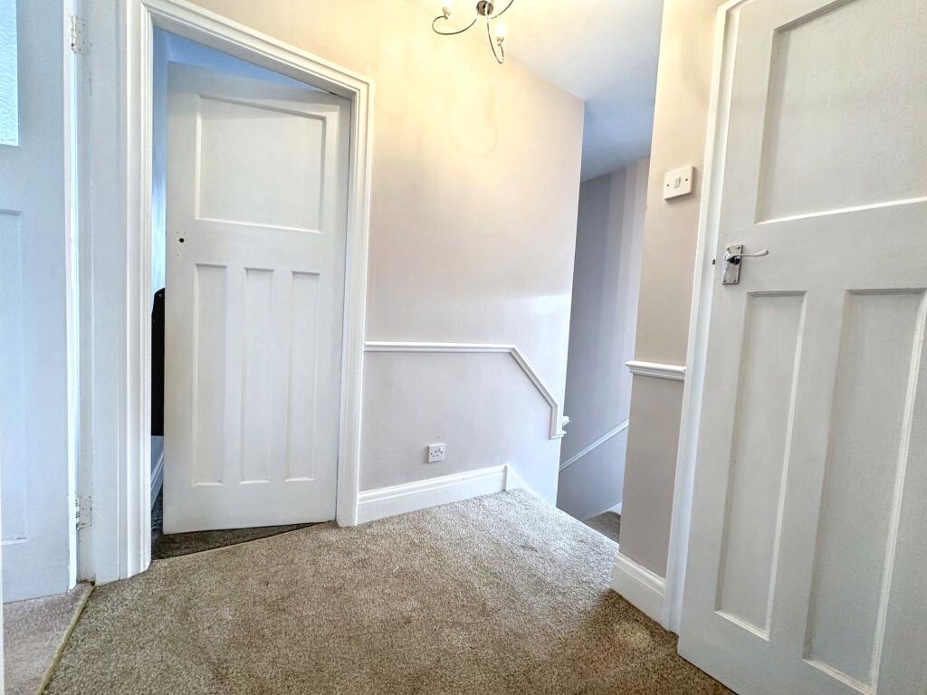Apartment in North Tyneside, North East - View 5