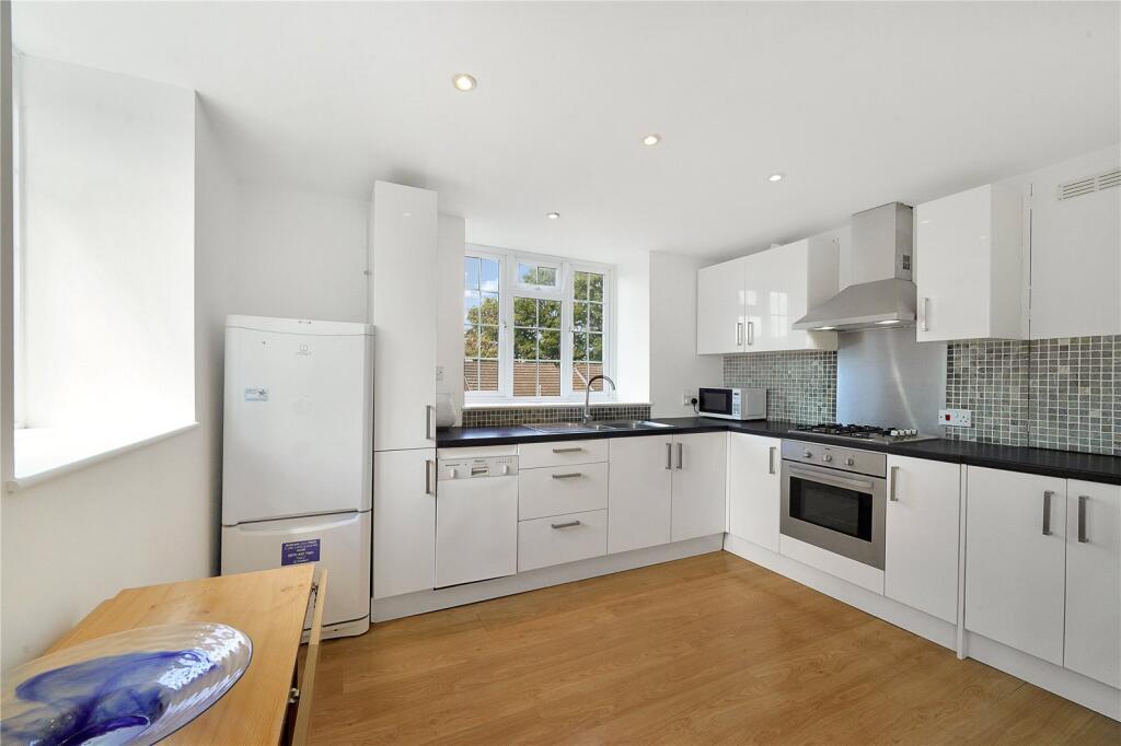 Main image of property: Craig Mount, Radlett, Hertfordshire, WD7