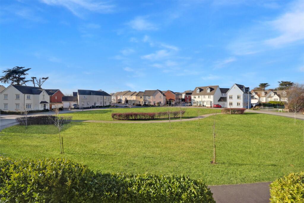 41, Taylor Crescent, Westward Ho, Bideford, Devon, EX39 photo 3