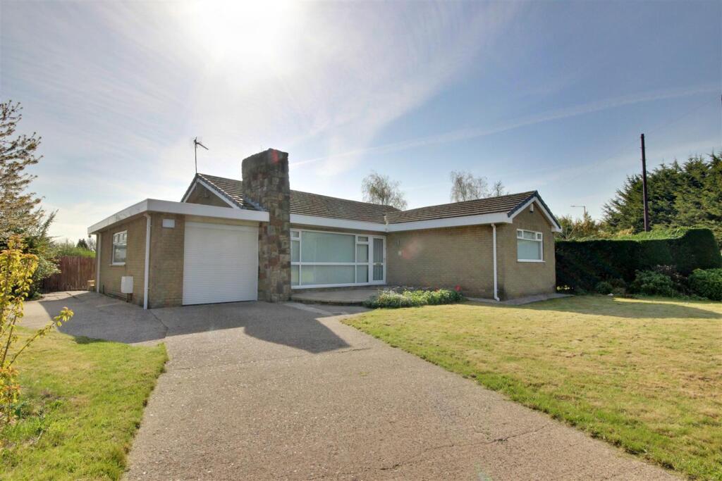 Main image of property: Thearne Lane, Woodmansey, Beverley