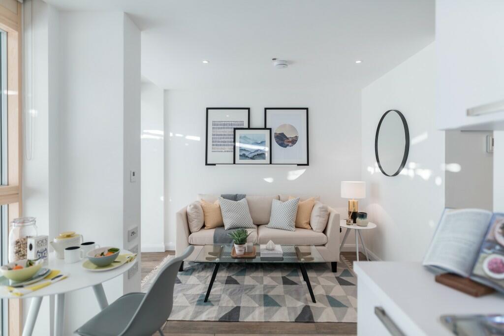 Main image of property: Queen Street, Maidenhead, Berkshire, SL6