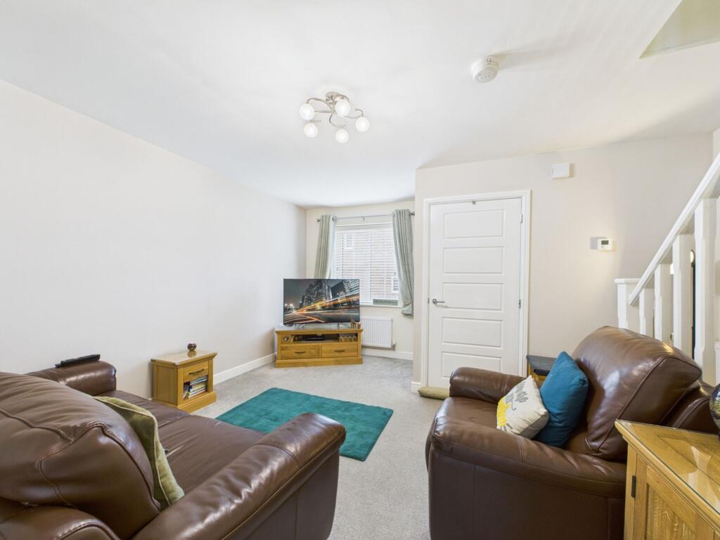 Peregrine Way, Tibshelf, DE55 photo 4