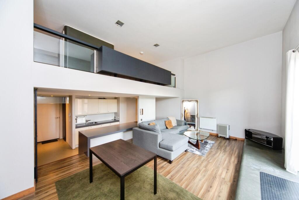 Apartment in Liverpool - View 3