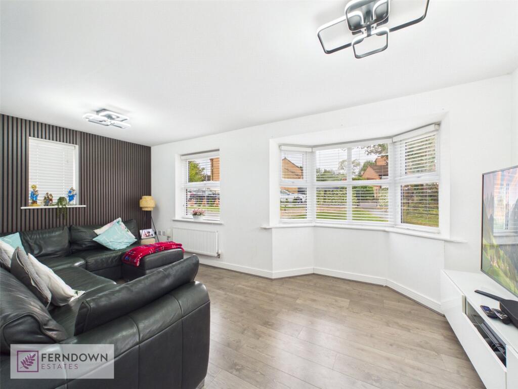 House in Solihull, Kingshurst - View 4