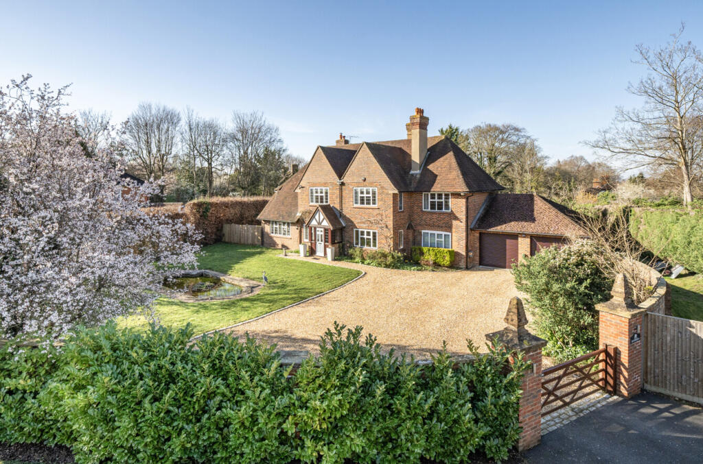 Main image of property: Downsway, Merrow, Guildford, Surrey, GU1