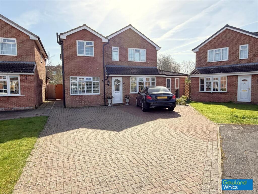 Main image of property: Griffiths Close, Yarm TS15 9TZ