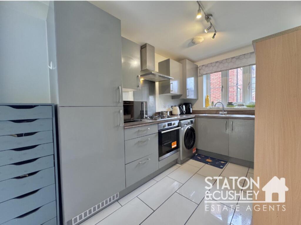 House in Ashfield, Larwood Park, Sutton-in-Ashfield - More