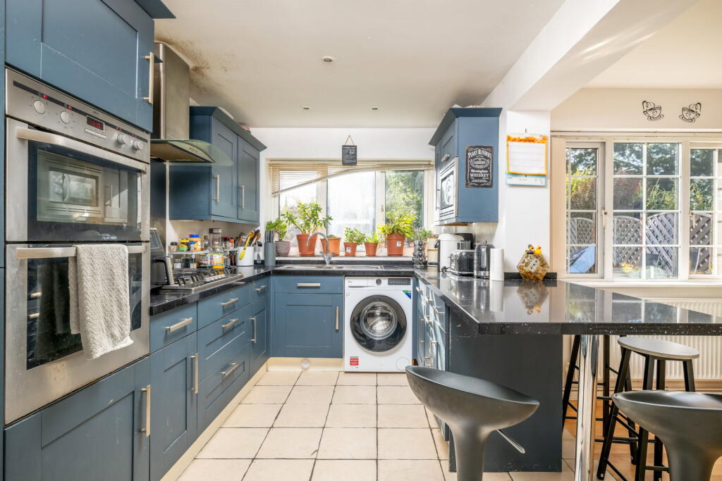 House in Stevenage, Stotfold - More