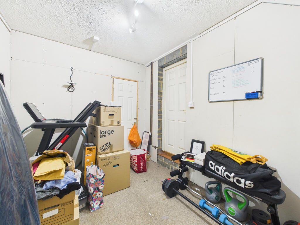 Apartment in London - More