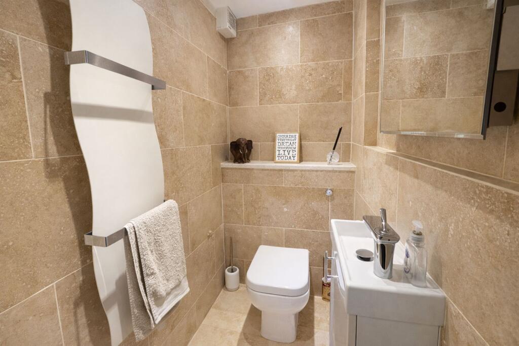 Apartment in Bradford, Clayton - More