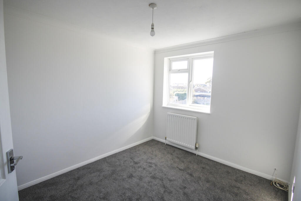 House in Chichester, Selsey - More