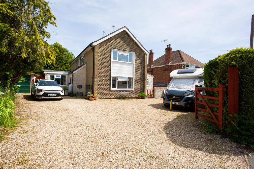 Main image of property: Furnham Crescent, Chard