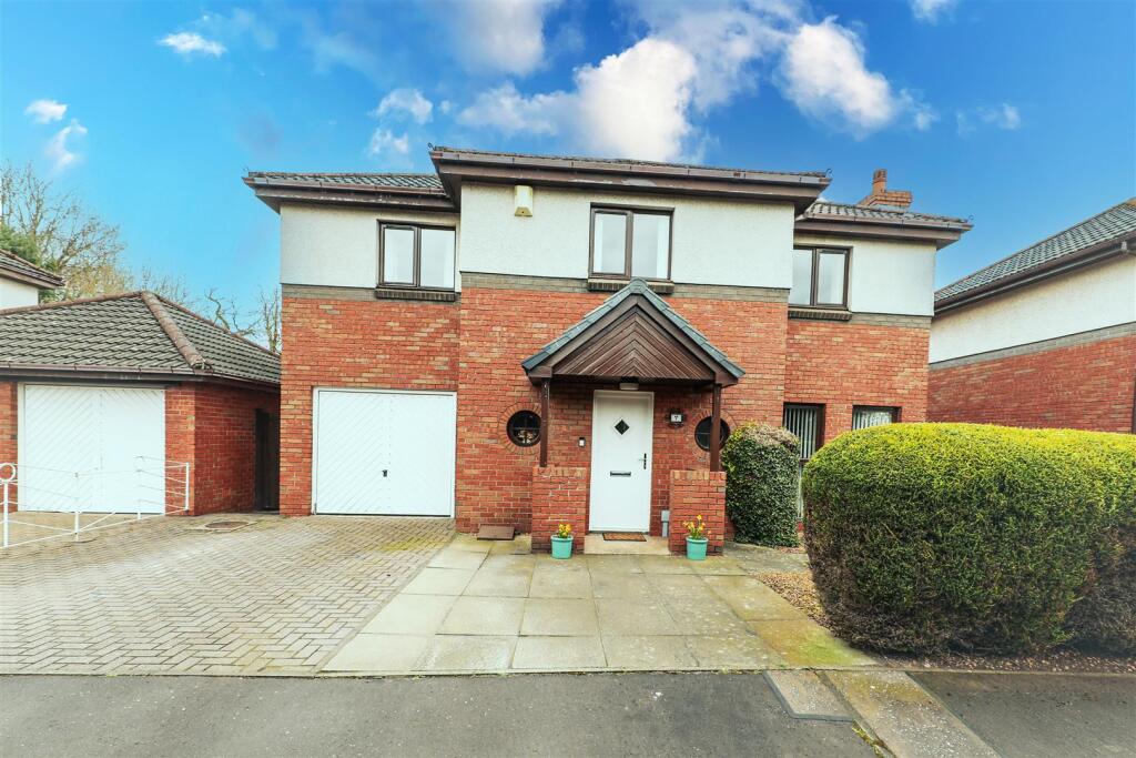 Main image of property: Glentress Gardens, Glenrothes