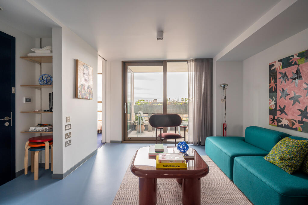 Main image of property: Balfron Tower, 7 St Leonards Road, London, E14 0XU