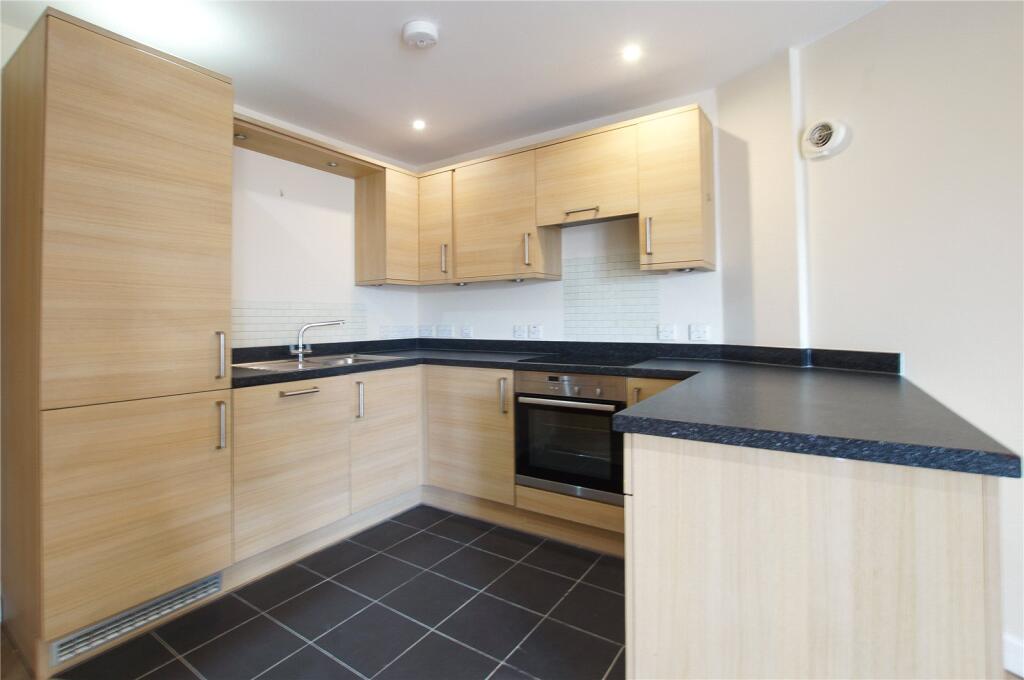 Apartment in Portsmouth - View 4