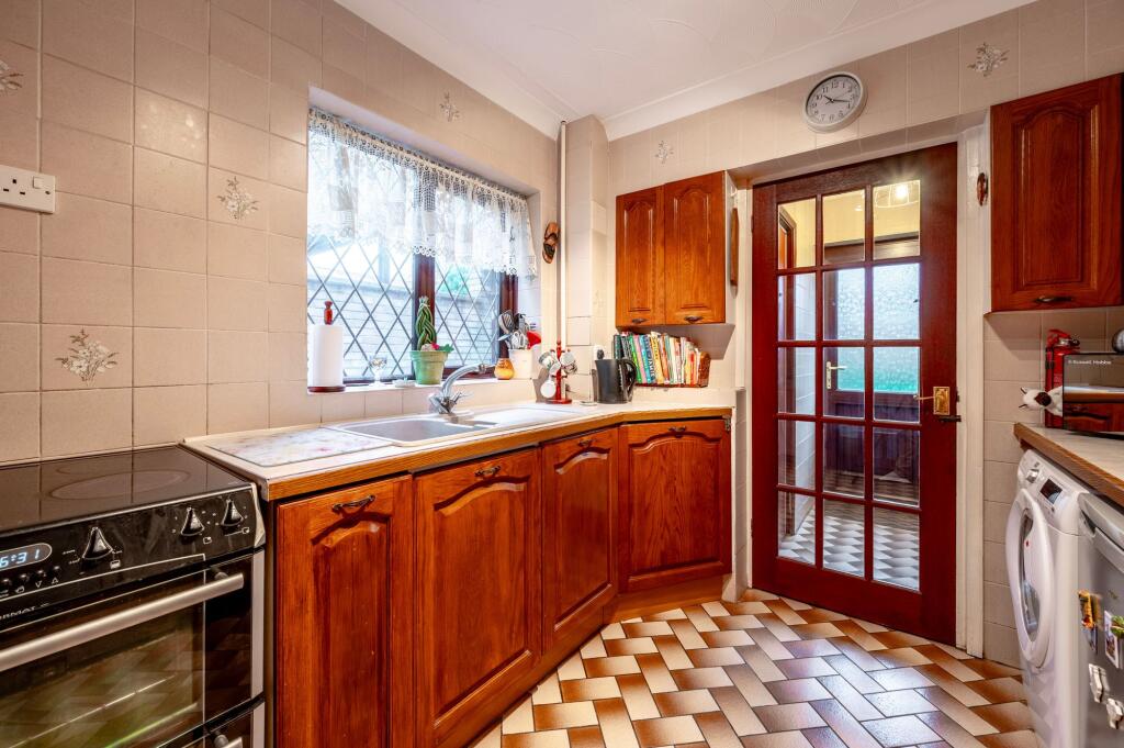 Sunningdale Avenue, Pakefield photo 4