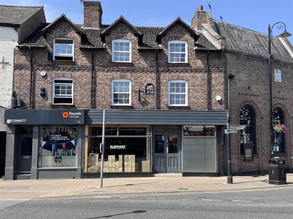 Main image of property: The Cross, Neston, Cheshire