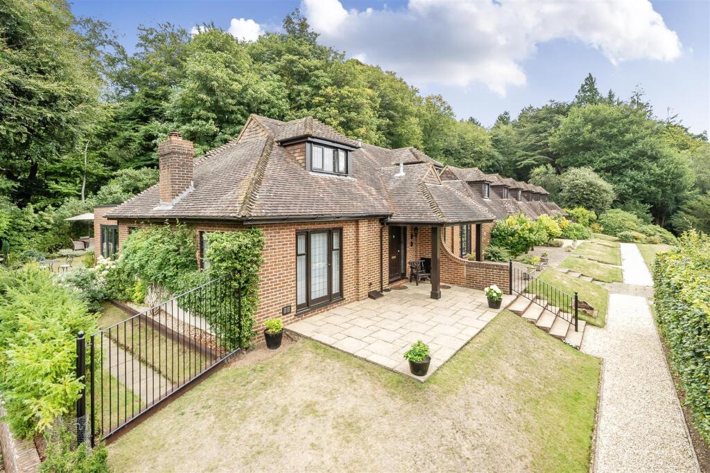 Main image of property: Fernden Heights, Haslemere
