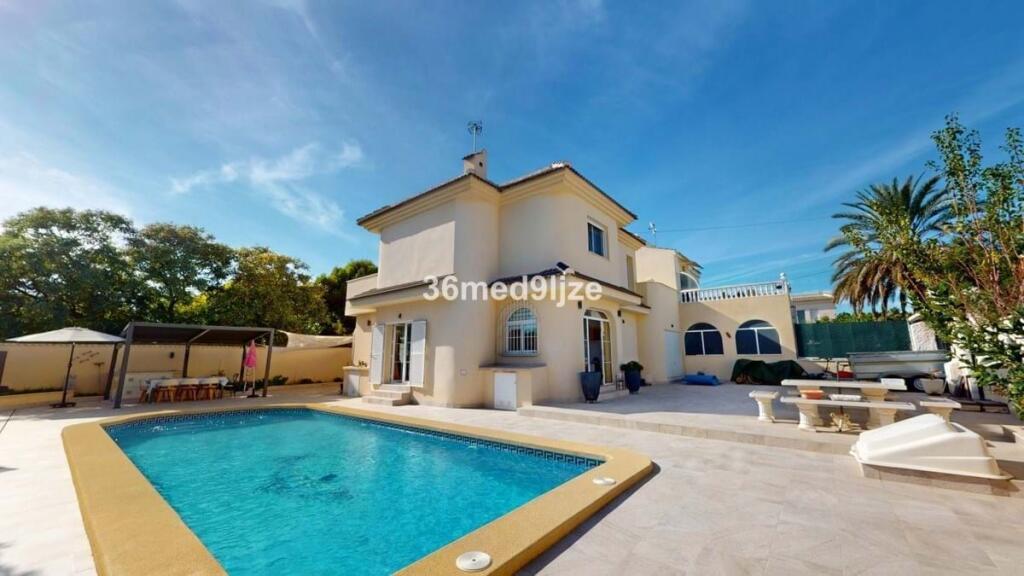 Main image of property: Murcia, Los Alcázares