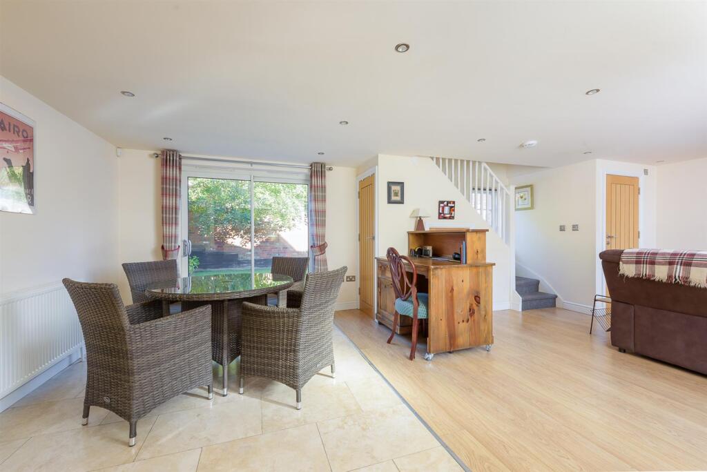 Broomspring Lane, Broomhall, S10 photo 2