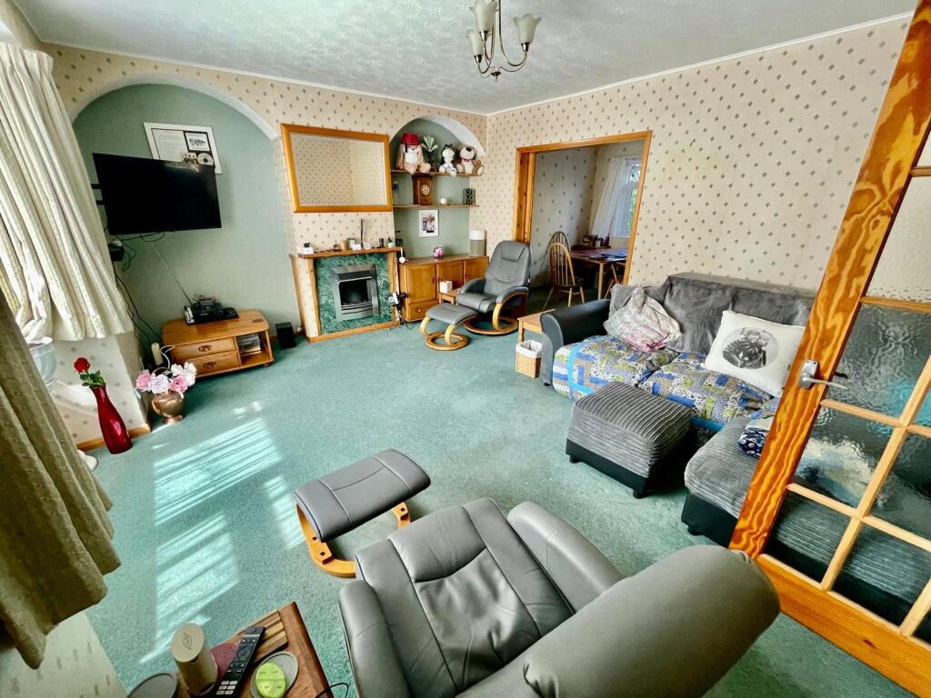 House in Sidcup, Blackfen - View 5
