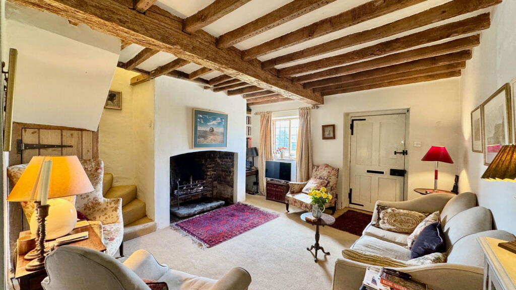 2-bed house on Leverton, Hungerford, RG17 0TA, £400,000