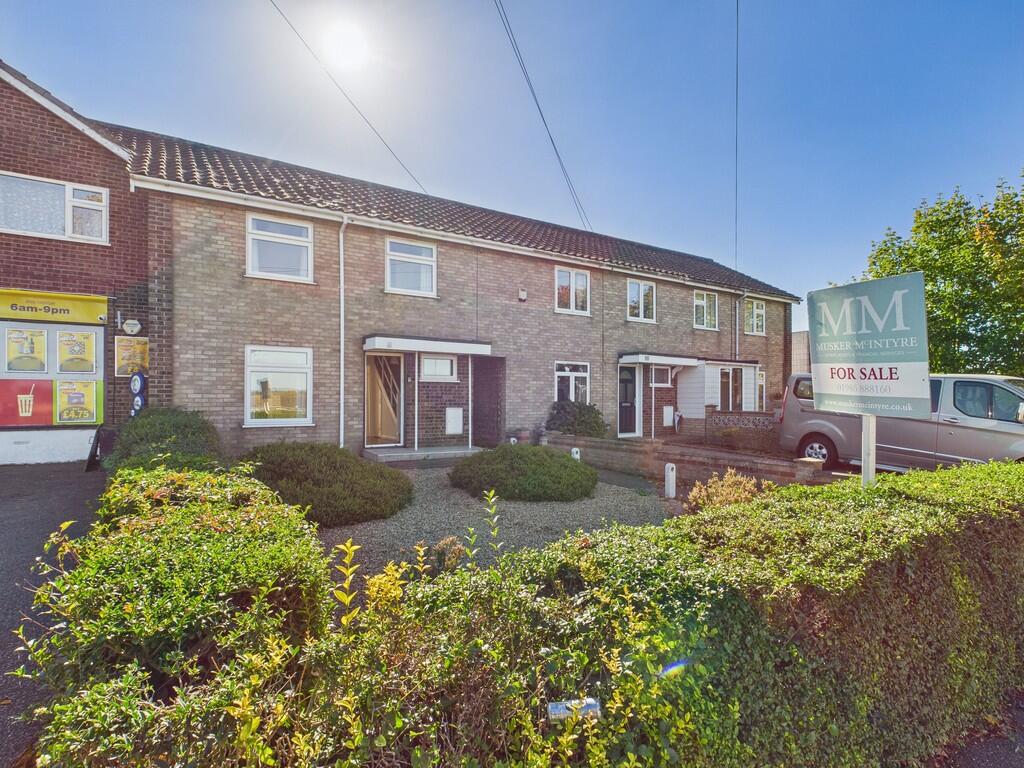 2-bed terraced on Kings Road, Bungay, £150,000