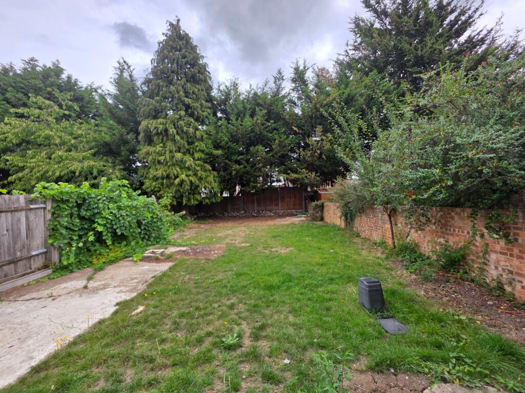 House in Harrow - View 5