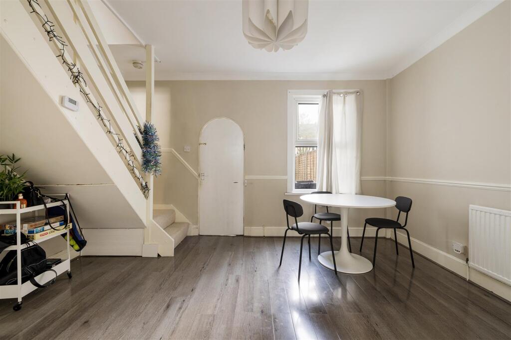 Southwell Grove Road, Leytonstone photo 3