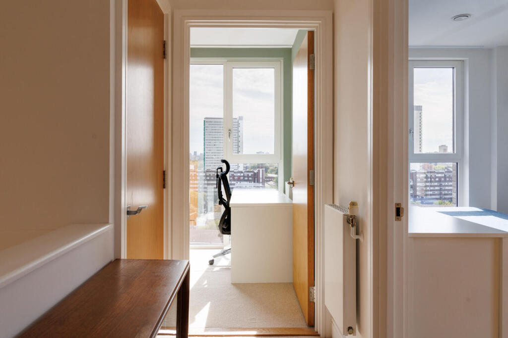 Apartment in London, Surrey Quays, Rotherhithe - View 5