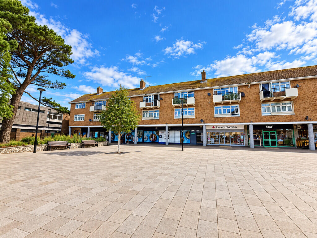 Apartment in Brighton, Southwick - View 4