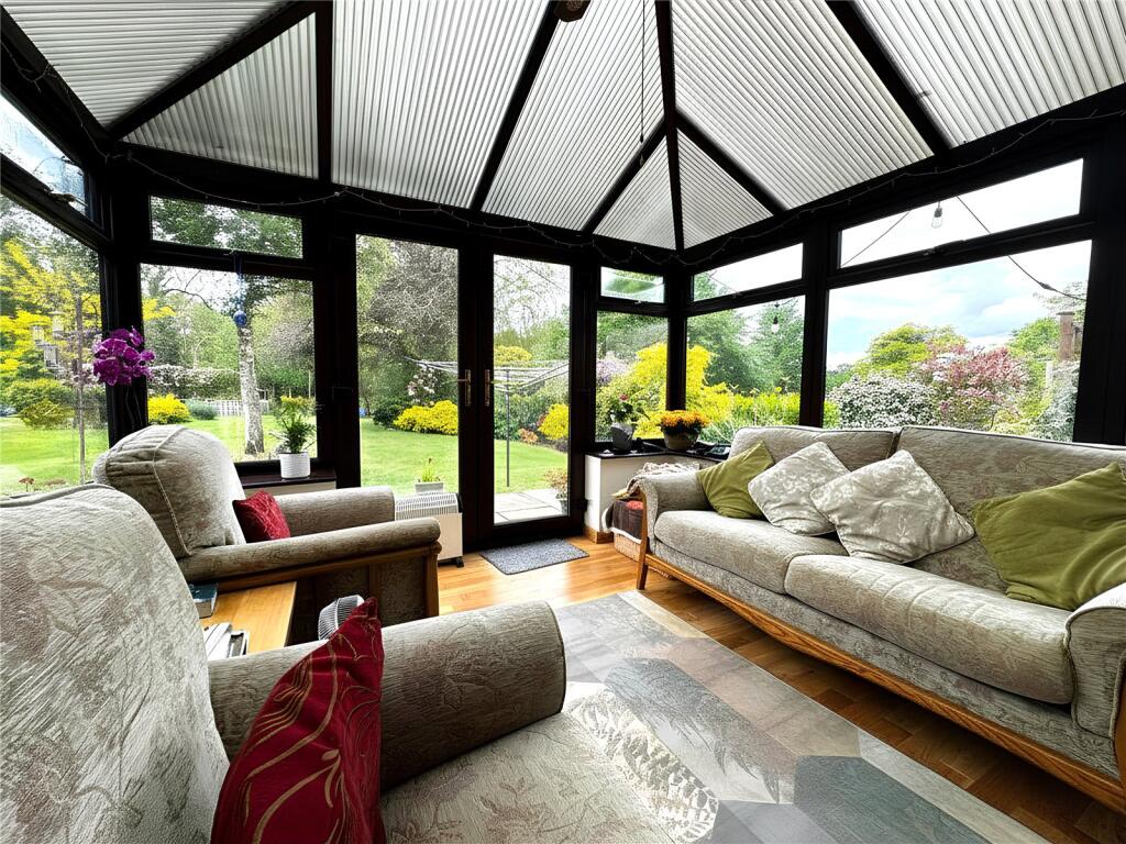 Grove Hill, Pembroke, Pembrokeshire, SA71 photo 3