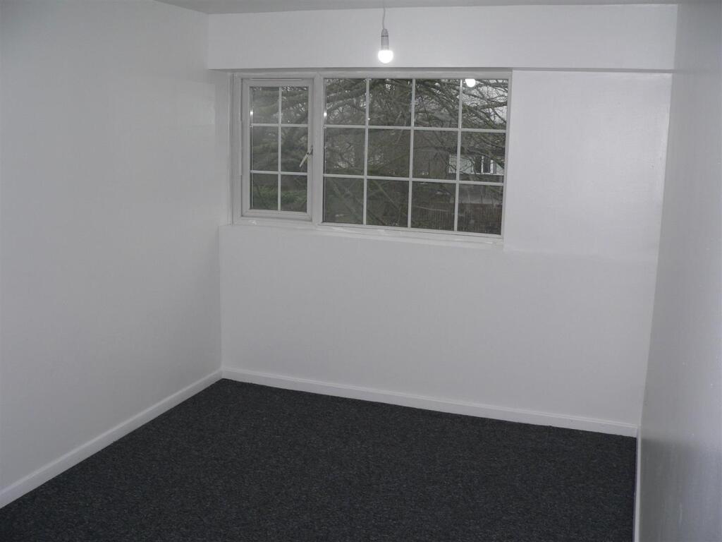 Additional image 5 of Brook Farm Walk, Birmingham