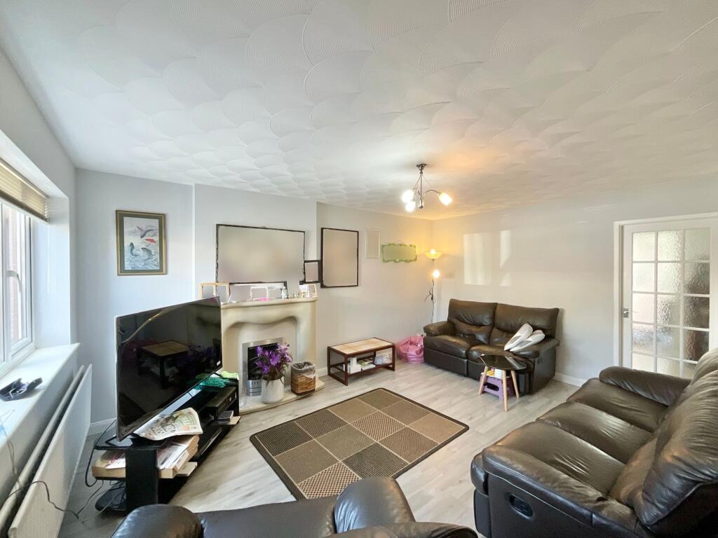 House in Nantwich, Kingsbourne - View 5