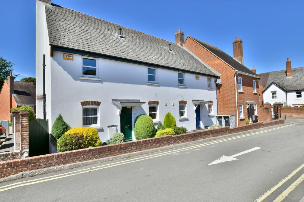 House in Wimborne Minster, Rowlands - View 2