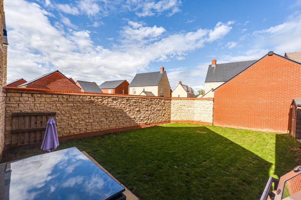 House in Northampton - View 4