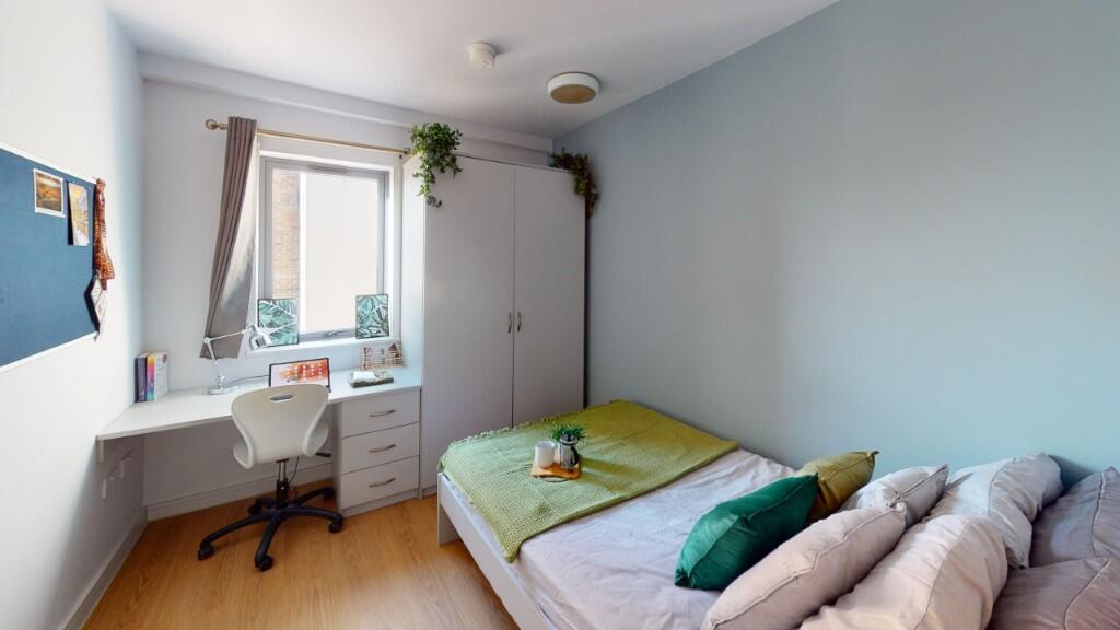 Cluster 18, Room A, Queensland Place, 2 Chatham Place, Liverpool, L7 photo 3