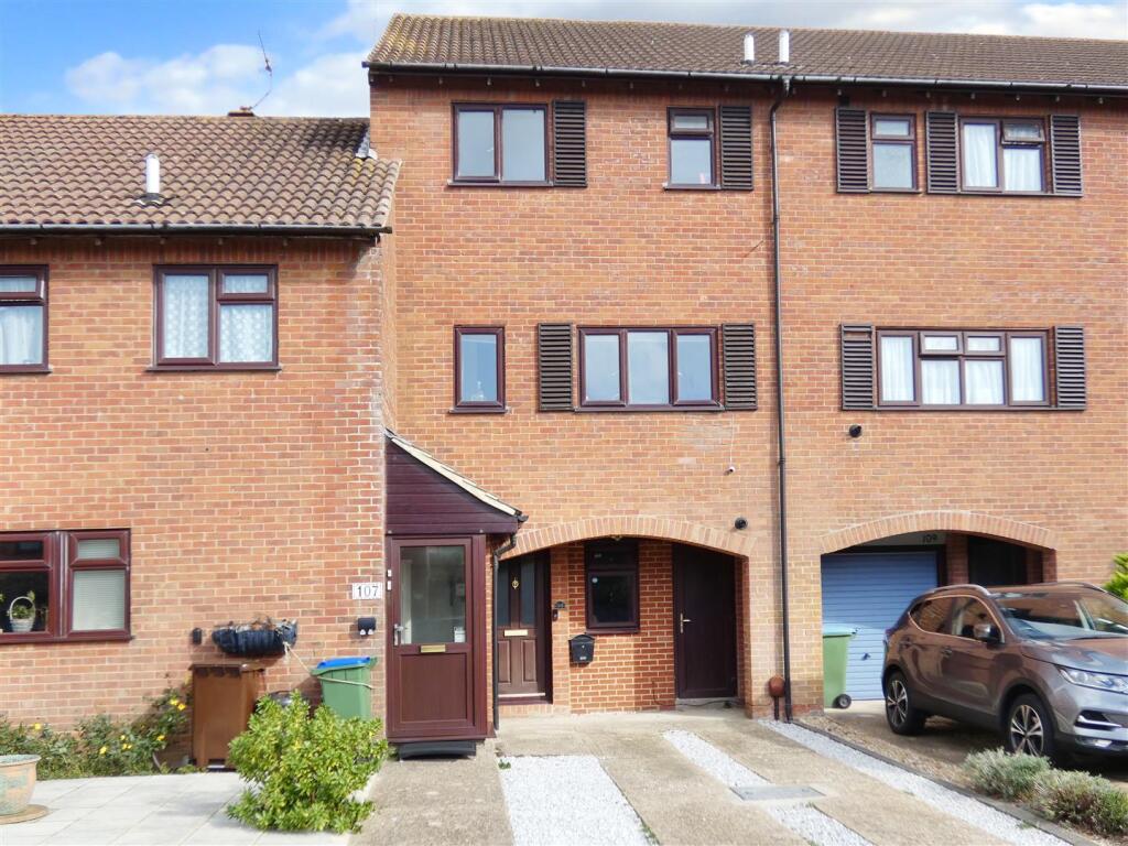 Main image of property: Dinsdale Gardens, Rustington