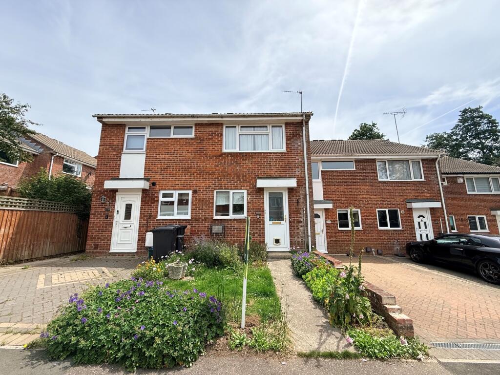 Main image of property: Lower Fairmead Road, Yeovil, Somerset, BA21 5SS