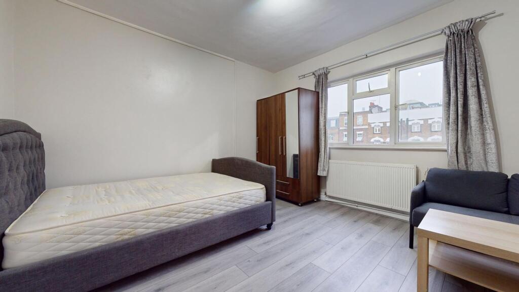 Main image of property: Edgware Road, London, W2