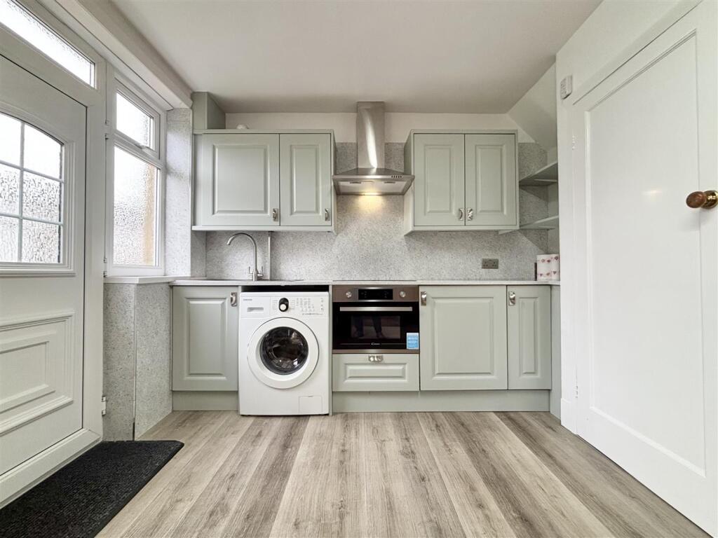 House in Bradford - View 2